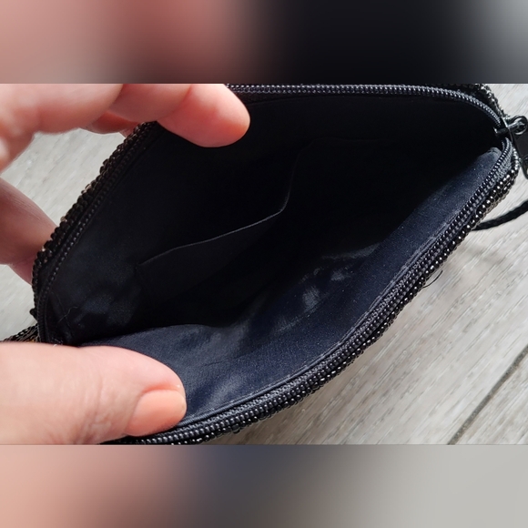 Gorgeous Black Vintage Shell Purse - Picture 12 of 14